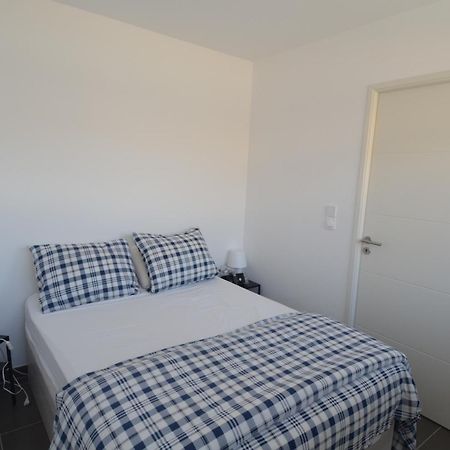 Villa Smolett - Appartement Cosy Au Coeur Du Quartier Du Port Nisa Exterior foto