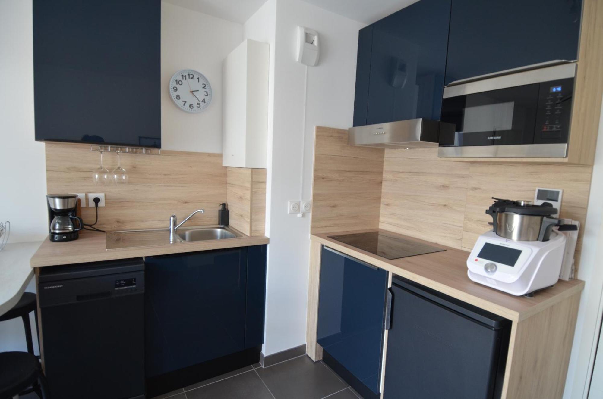 Villa Smolett - Appartement Cosy Au Coeur Du Quartier Du Port Nisa Exterior foto