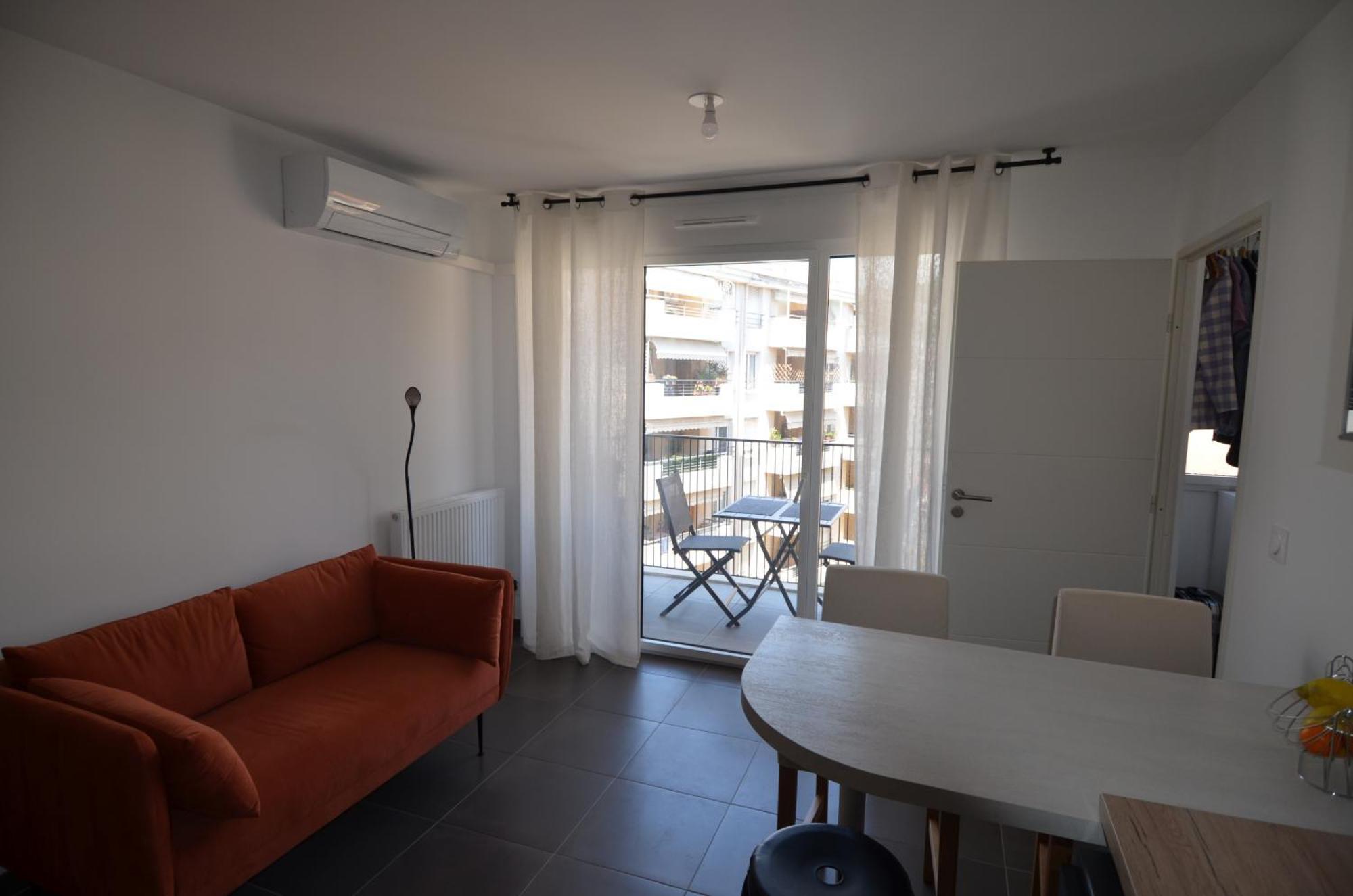 Villa Smolett - Appartement Cosy Au Coeur Du Quartier Du Port Nisa Exterior foto